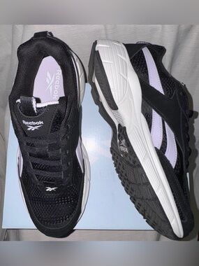 Reebok Chaos Women's Black & Lavender Athletic Sneakers, New, Size 8